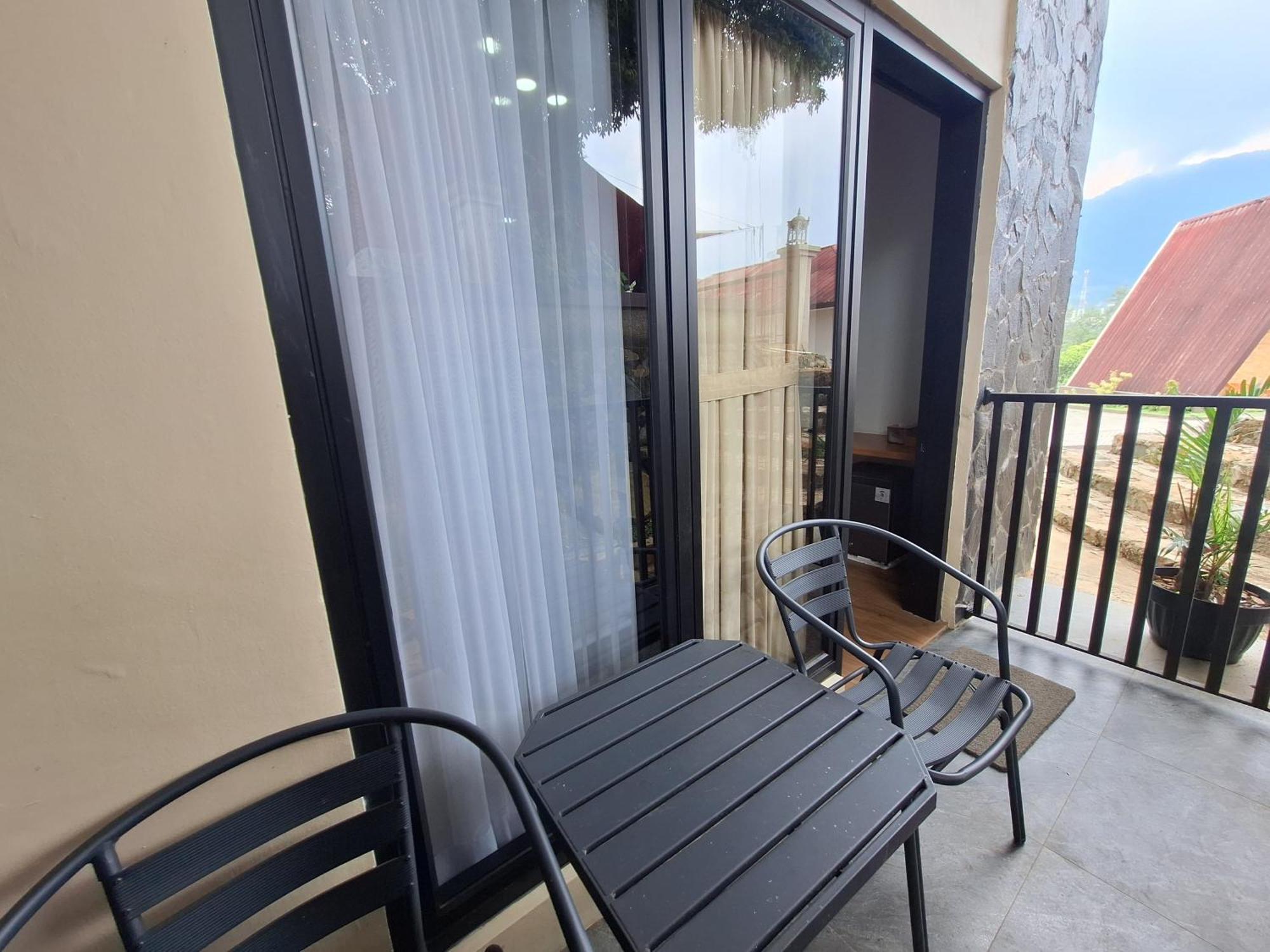 Urbanview Hotel Inkoppabri Cisarua Puncak Bagian luar foto